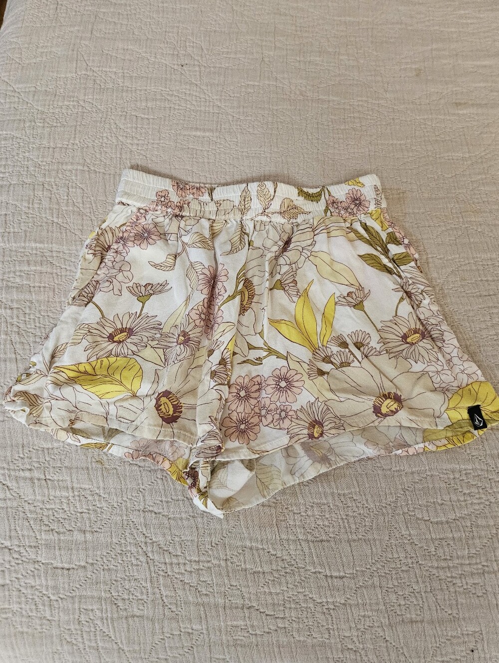 Volcom Girls Happy Clouds Shorts